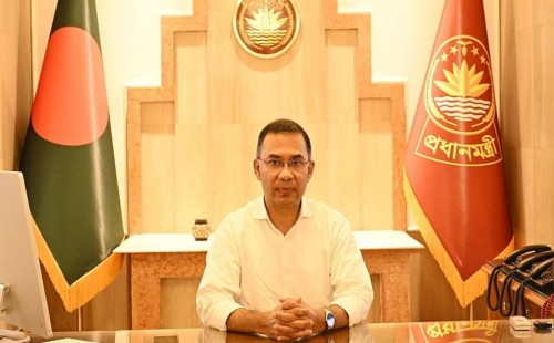 প্রথম কর্মদিবসে তেজগাঁও কার্যালয়ে প্রধানমন্ত্রী তারেক রহমান