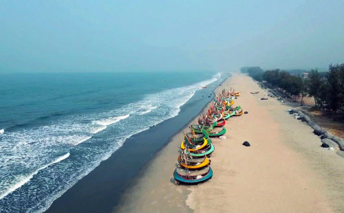 কক্সবাজারকে বিশ্বমানের টুরিস্ট জোনে রূপান্তর: অর্থনীতির নতুন শক্তিঘর হওয়ার সম্ভাবনা।